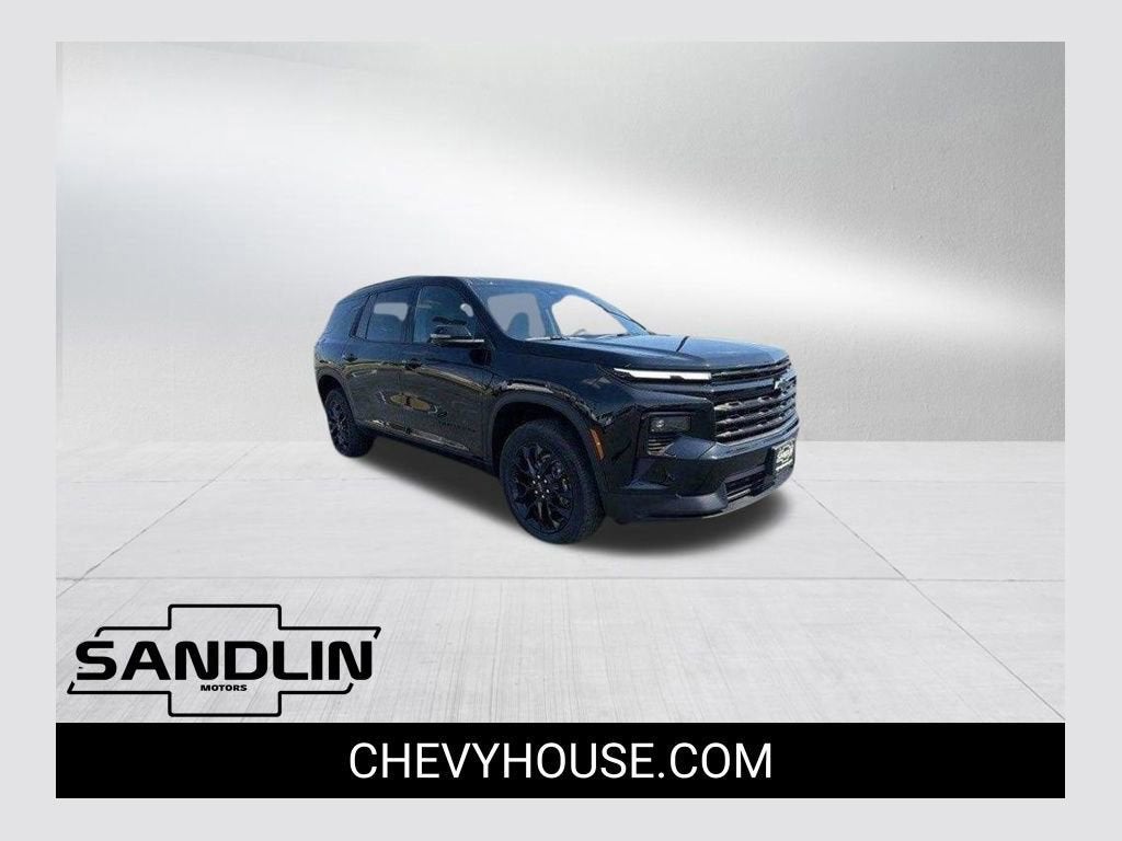 2026 Chevrolet Traverse LT in Mosaic Black Metallic — front three-quarter view