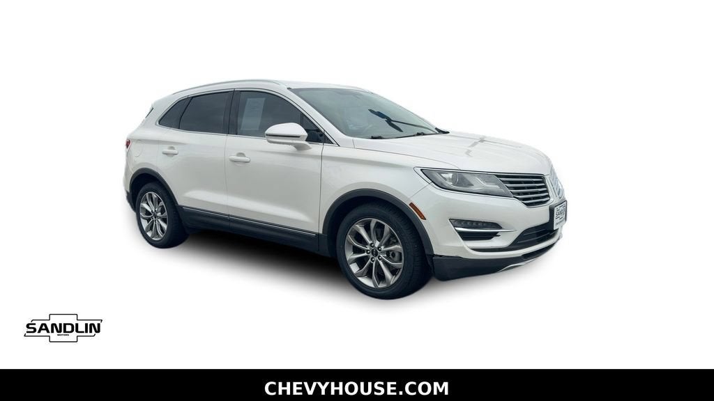 2018 Lincoln MKC Select in White — front three-quarter view